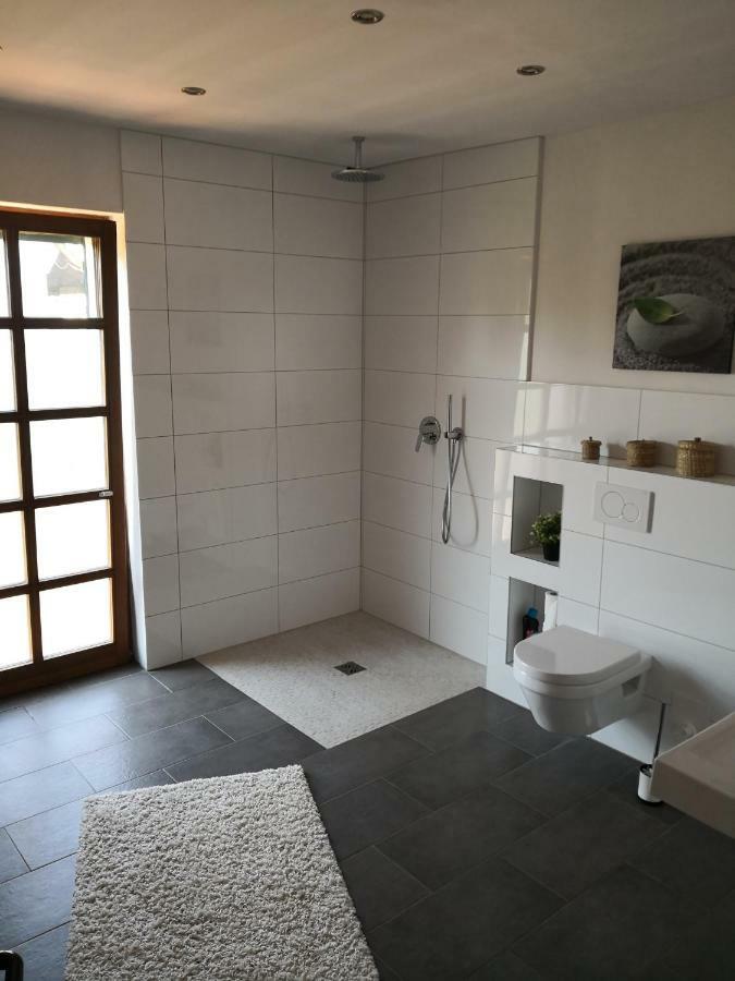 Apartment Ferienwohnung Emmerthal Auch Fuer Monteure Fewo Esterno foto
